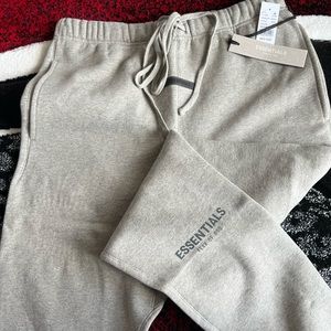 Brand new fear of god essentials sweatpants heather oatmeal sz. M w/receipt